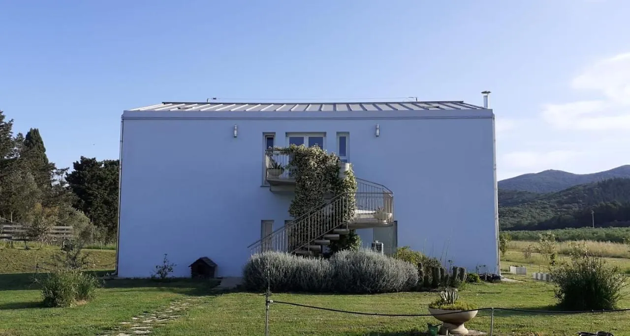 Lantgård Azienda Agricola Podere San Girolamo Villa Fattoria Badiola