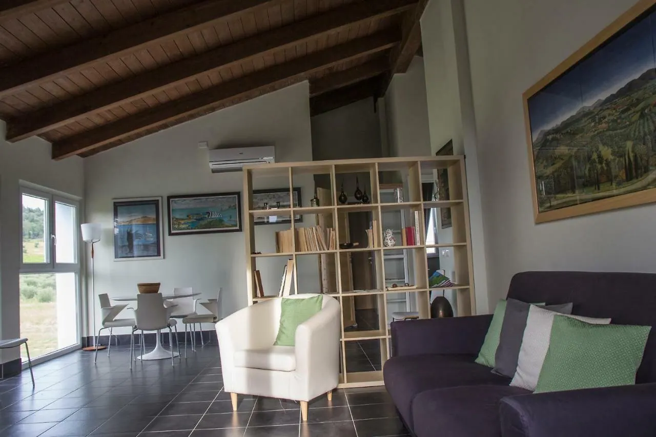 Azienda Agricola Podere San Girolamo Villa Fattoria Badiola Lantgård